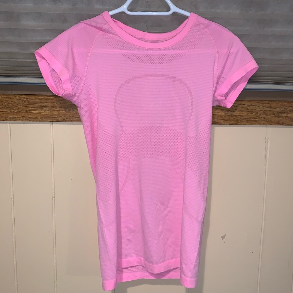 lululemon pink swiftly tech tee